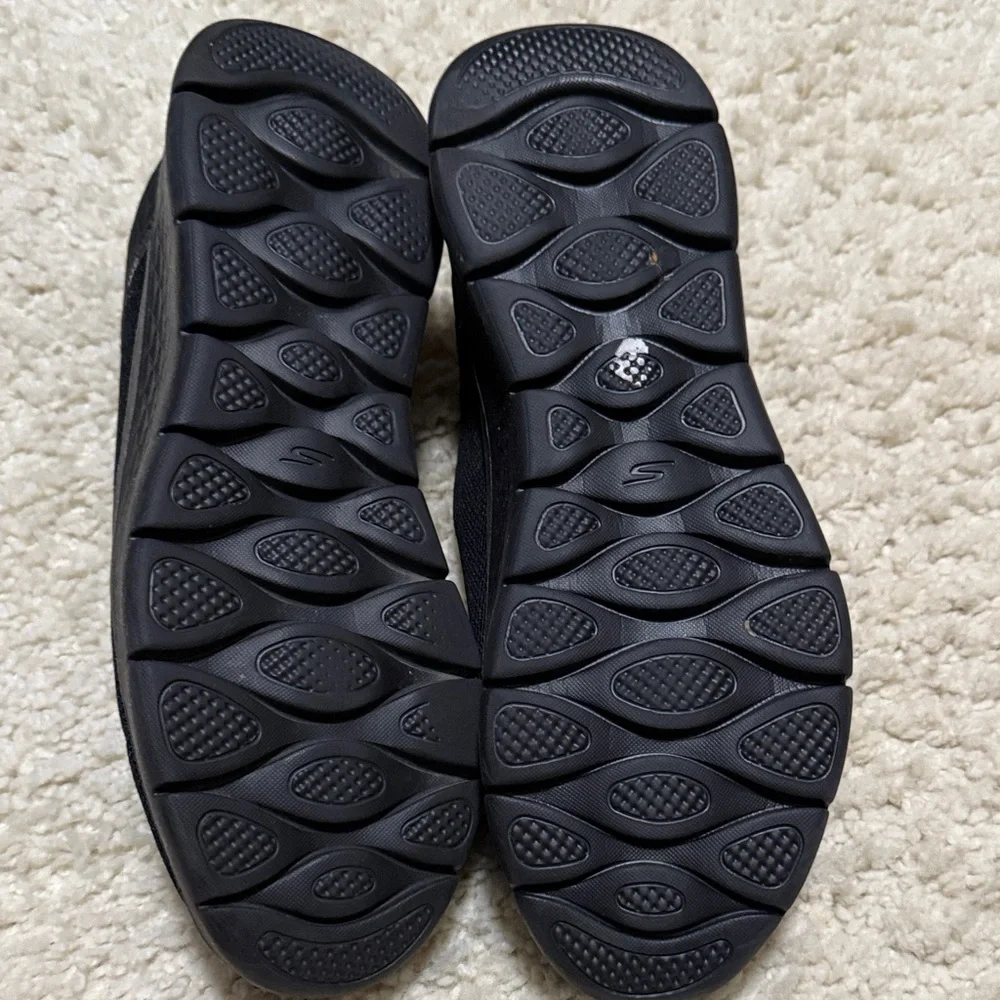 Skechers Black Mesh Slip-On Loafers
